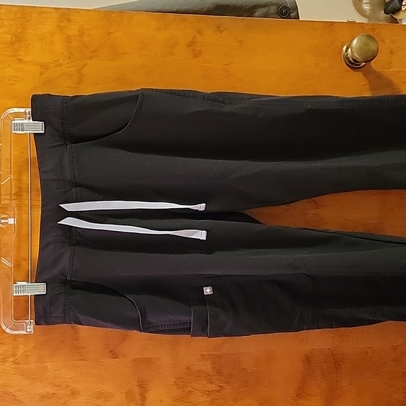 Figs Yola Pants 🐈‍⬛️ - Picture 1 of 4